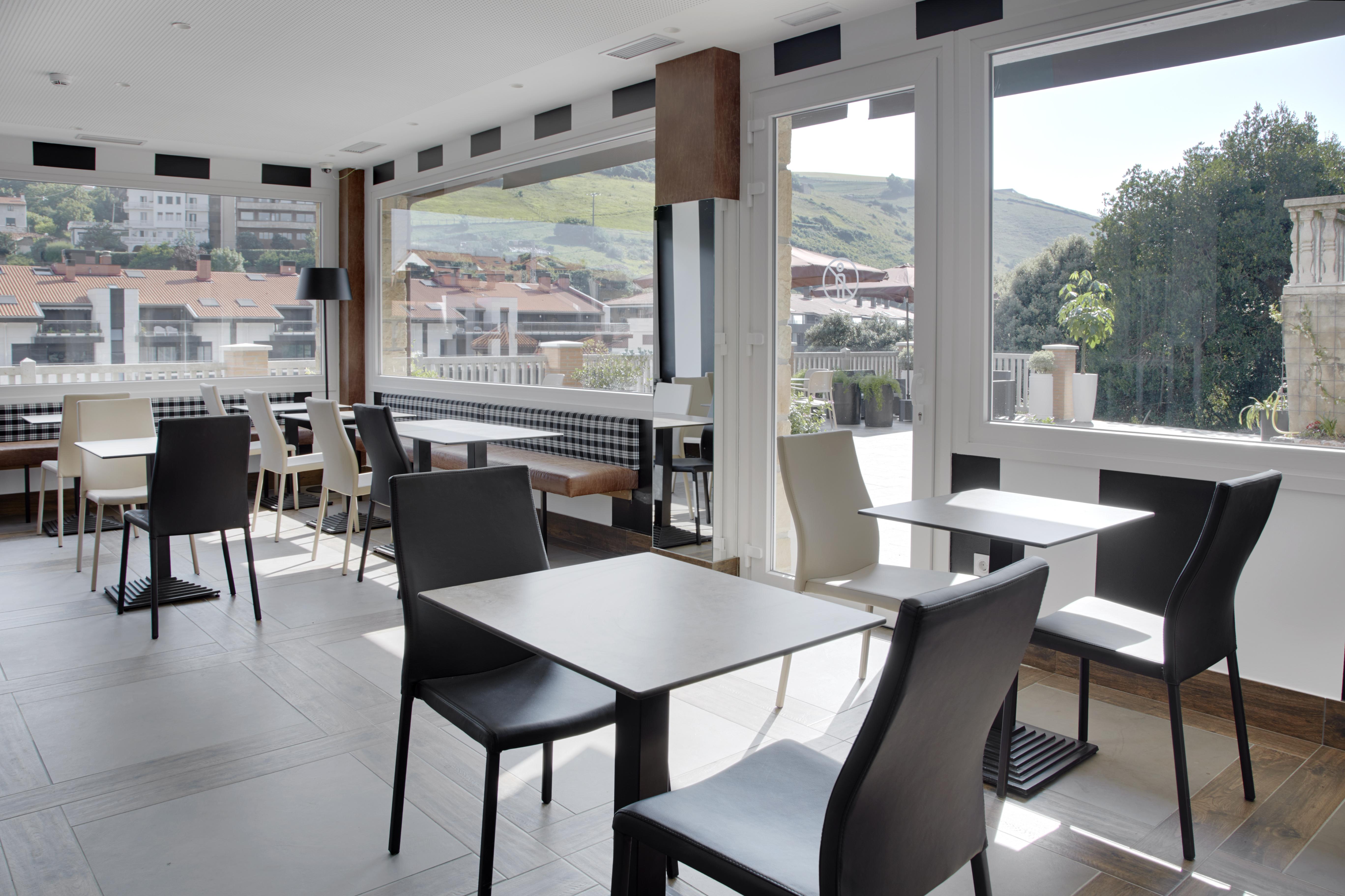 Hotel Flysch Zumaia Bagian luar foto