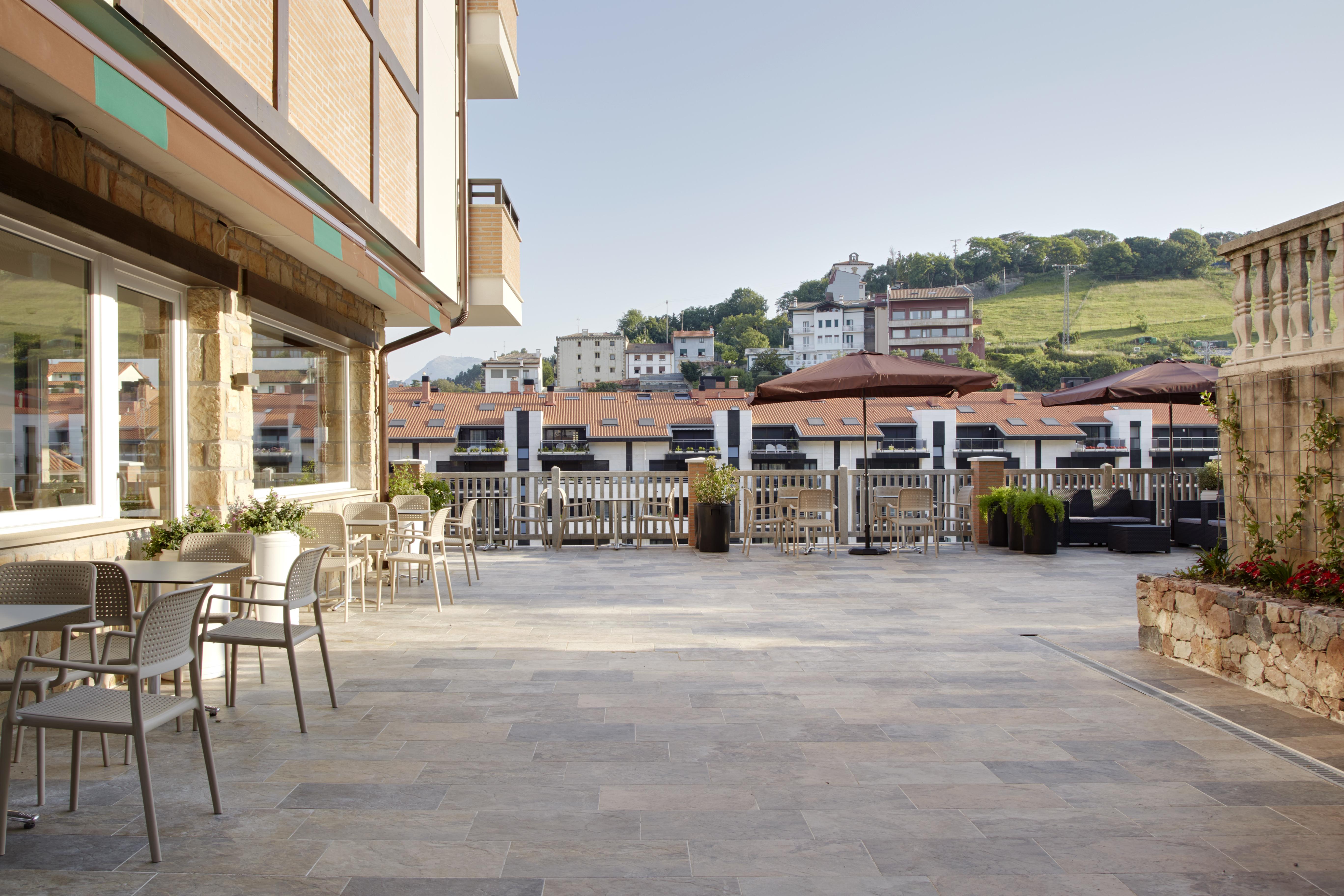 Hotel Flysch Zumaia Bagian luar foto