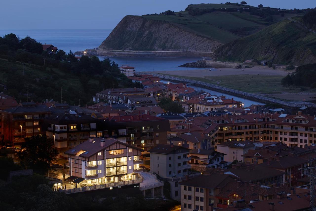 Hotel Flysch Zumaia Bagian luar foto